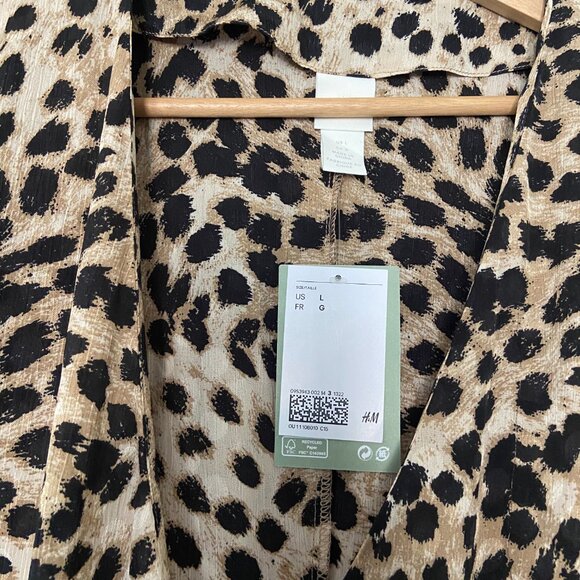 H&M Leopard Print Wrap Dress (NWT, Size L) - Picture 2 of 5